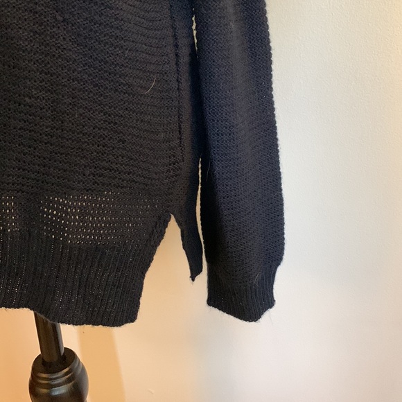 Ladder Sleeve Cut Out Sweater - Picture 5 of 9